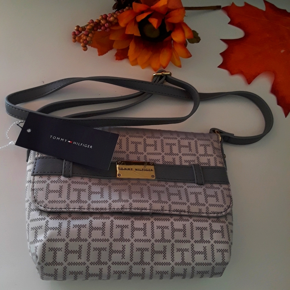 Tommy Hilfiger Crossbody Bag